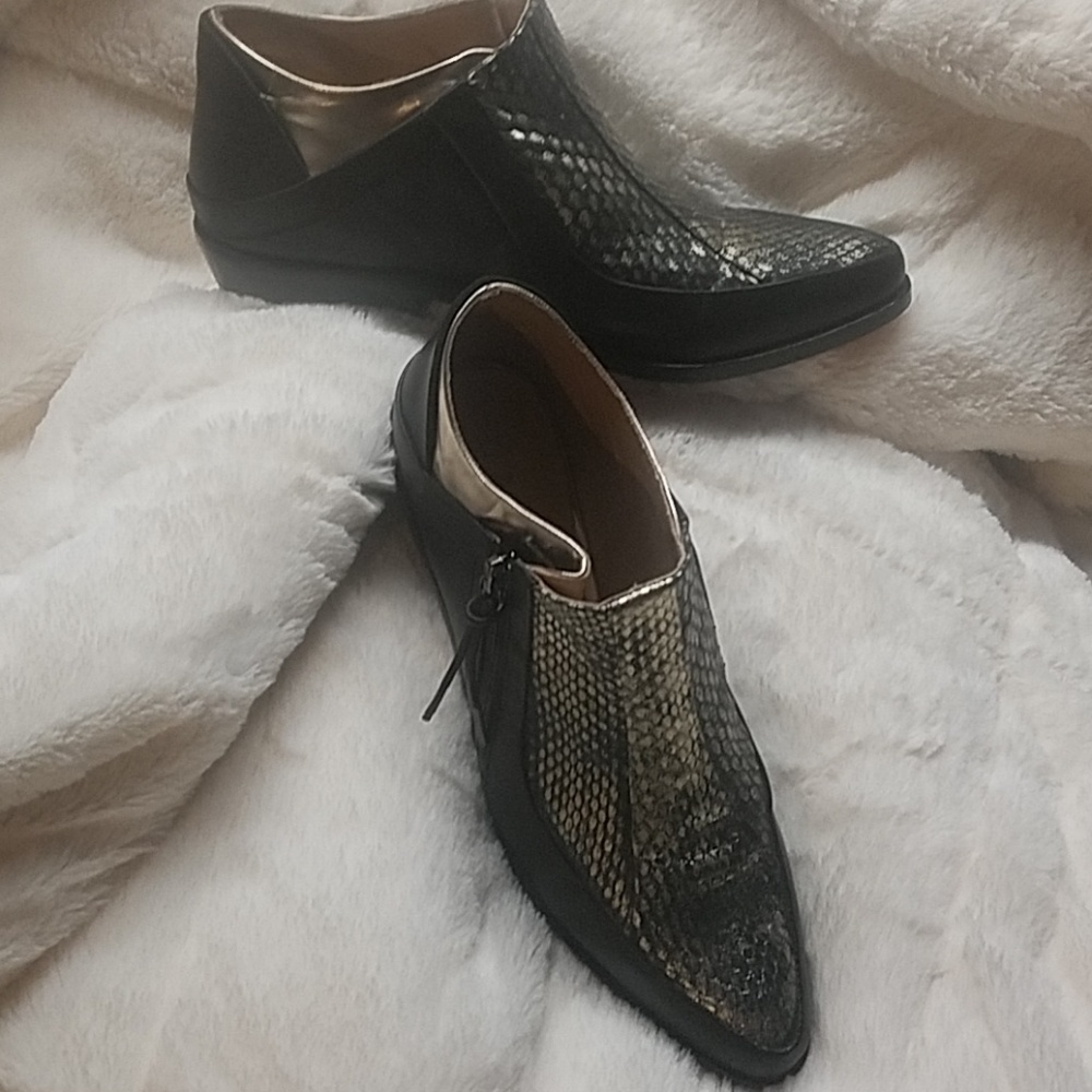 L.a.m.b Ankle Boots